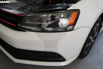 Volkswagen Jetta Replace Low Beam Bulb