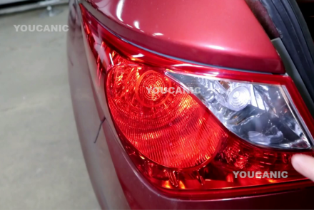 Hyundai Sonata Brake Signal Light Bulb and Parking Light Replacement
