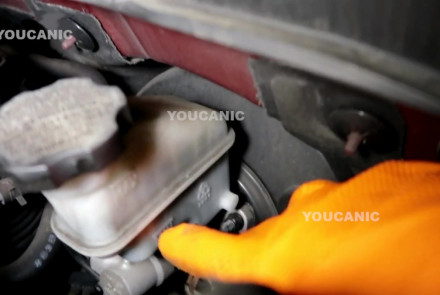 Hyundai Check or Add Brake Fluid