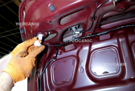 Hyundai Sonata Back Up Light Bulb Replacement