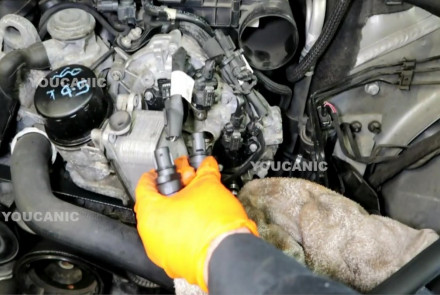 Mercedes-Benz Camshaft Position Sensors Replacement