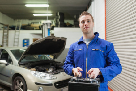 How Long Does a Car Battery Last