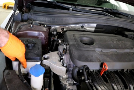 Kia Optima | Check Coolant Level | Add Engine Antifreeze