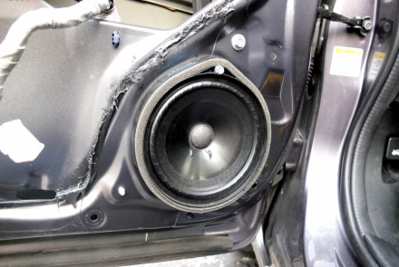 Honda Civic Door Speaker Replacement