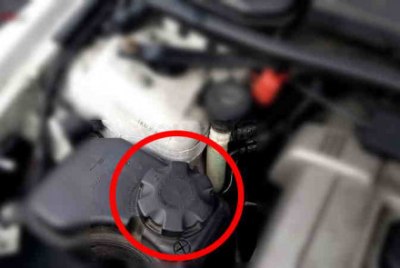 2004-2013 BMW 3-Series Check Level & Add Coolant