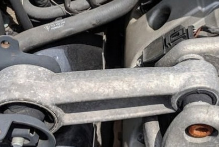 Porsche Engine Torque Arm (Rod) Replacement