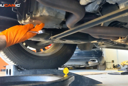 Replace Engine Oil & Filter Buick Enclave 2018-2021