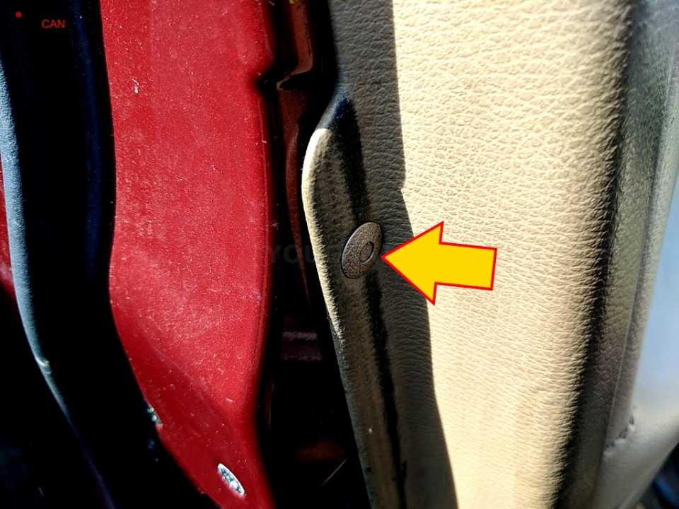 pushpin volvo s40 side mirror replacement