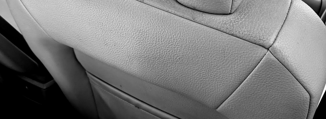 How to remove / adjust Volvo headrest